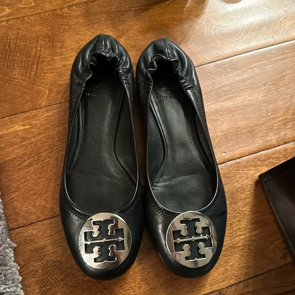 Tory Burch black size 8 flats